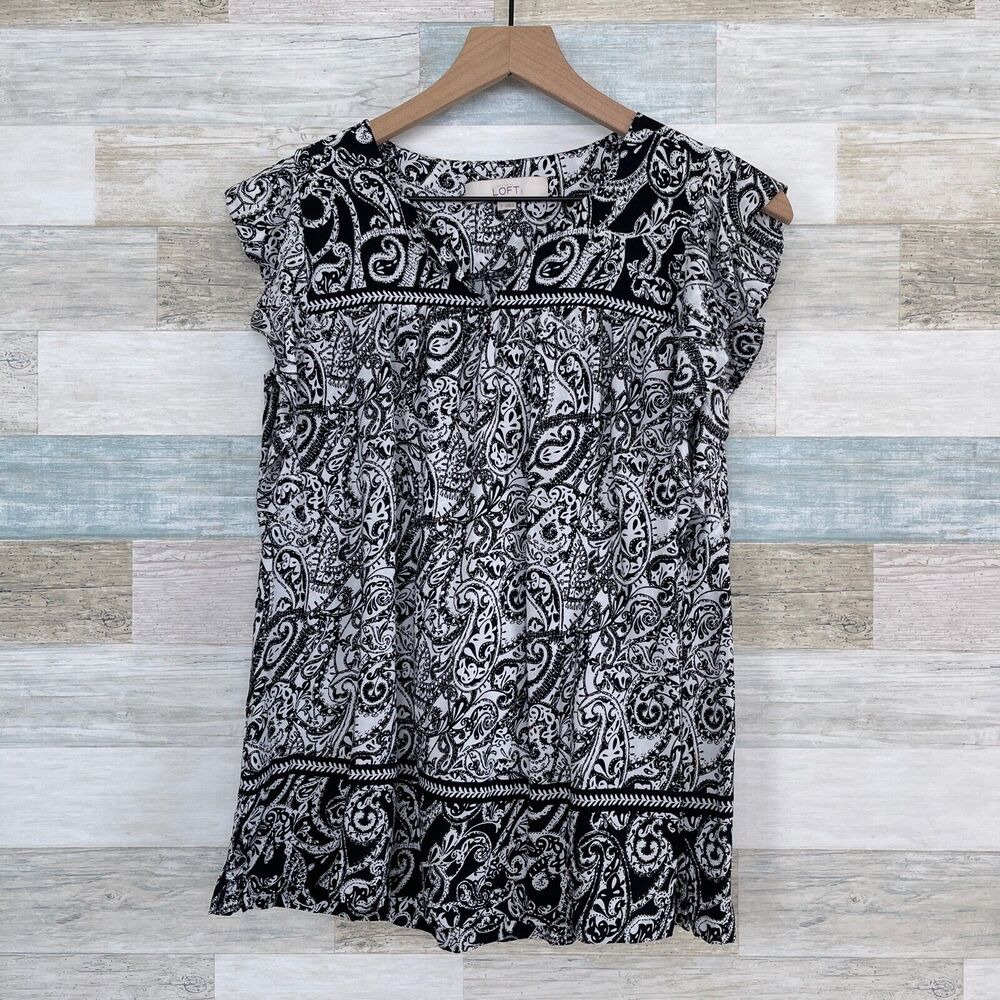 LOFT Paisley Split Neck Shell Blouse Black White Flutter Sleeve Womens Small